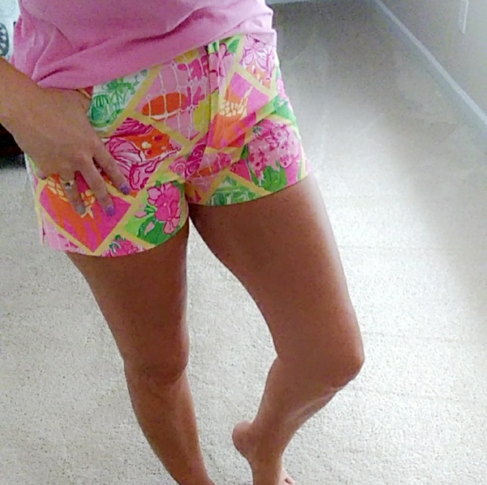 Lilly Pulitzer shorts size 8